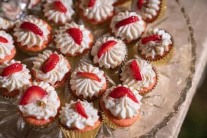 strawberry mini cupcakes